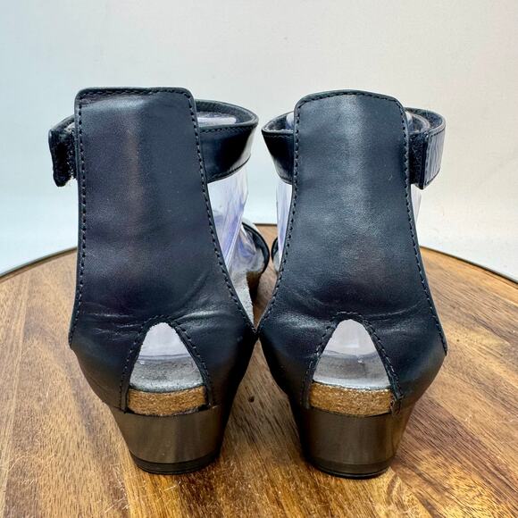 NAOT Pixie Black Leather Wedge Sandal Cork Sz EU 39 US 8.5 Adjust Strappy Ankle - Picture 4 of 11